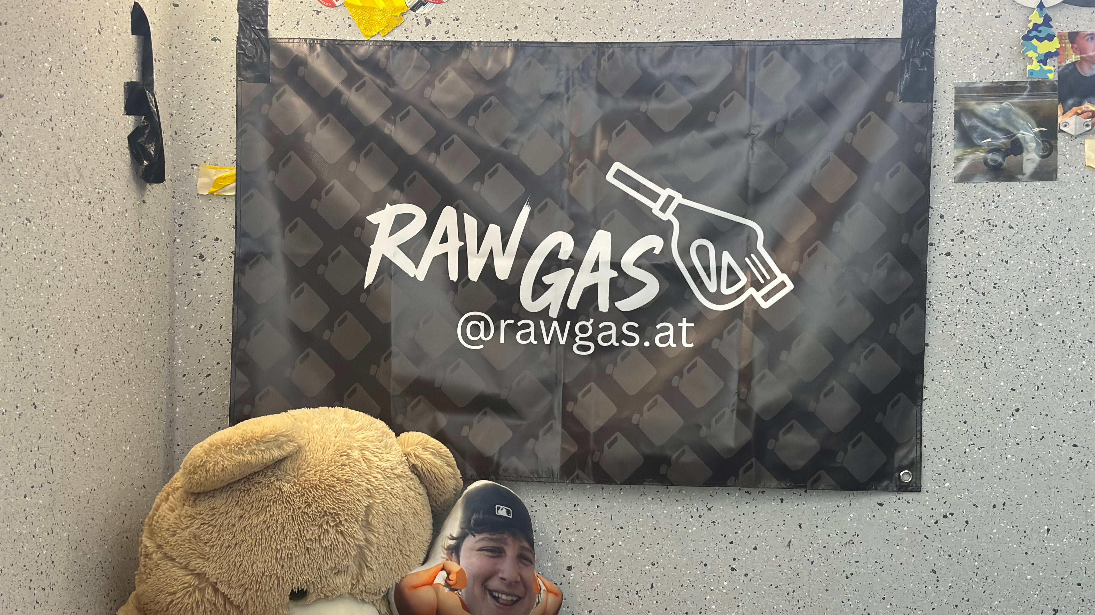 Raw Gas Flagge